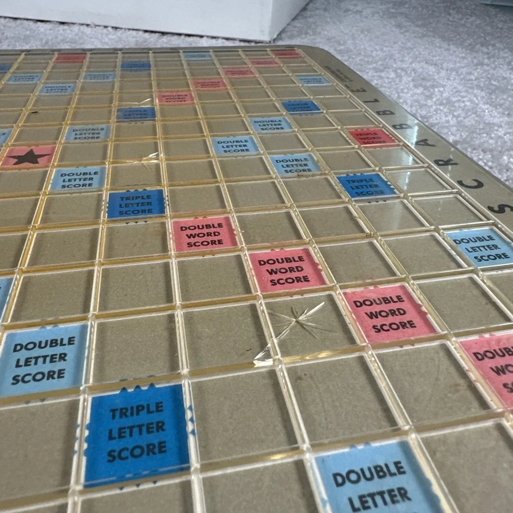 Scrabble 1989 Complete Deluxe Rotation Turntable Board Game MISSING LETTERS